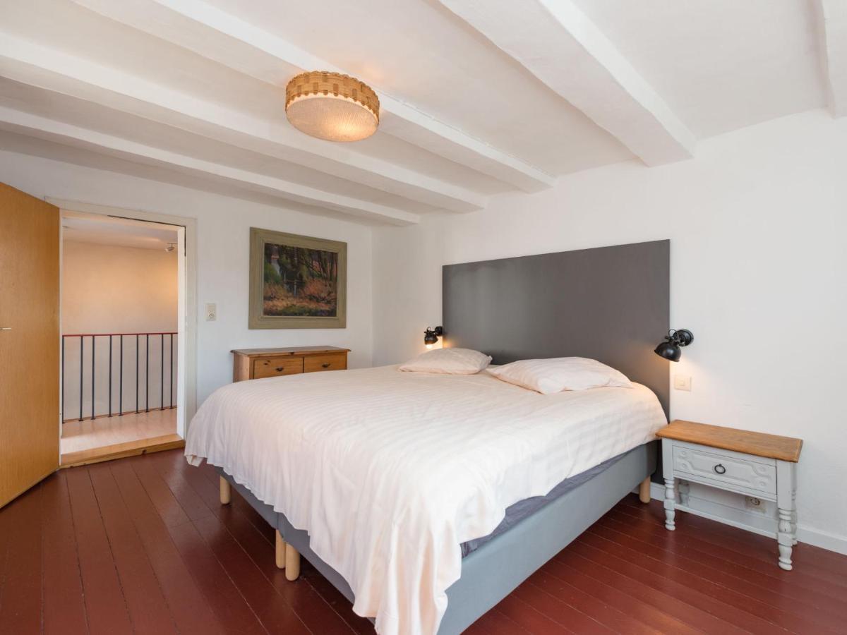 Modern Holiday Home Near River In Amelgatzen Emmerthal Bagian luar foto